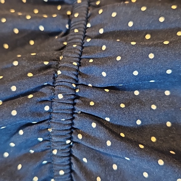 AS NEW 8-9yr Blue polkadot girls dress fully lined cool synthetic flowing fabric - Picture 7 of 10